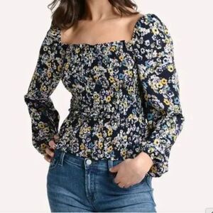 Cupcakes as Cashmere Square Neck blue ditzy Floral Smocked Top Puff Sleeve sz M